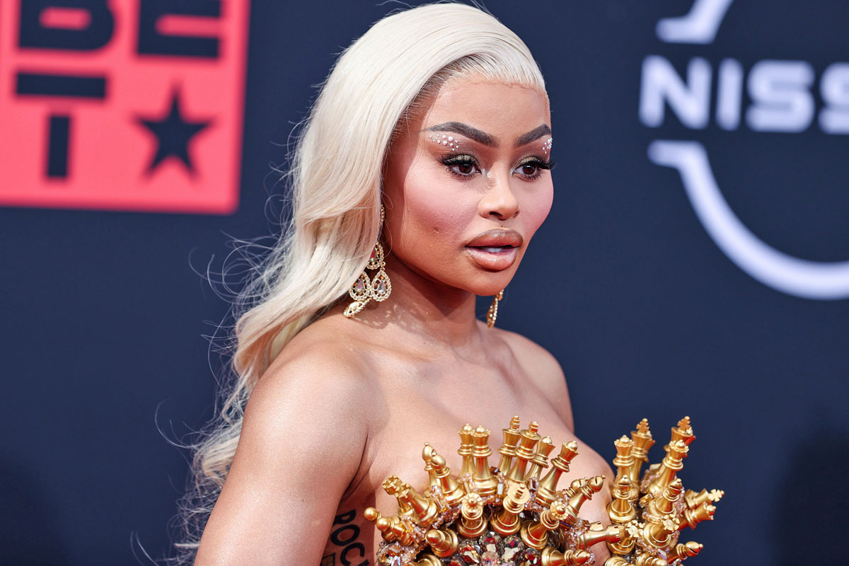 Blac Chyna Accused Of 'Witchcraft' That Left Singer Cursed - WHAT?!