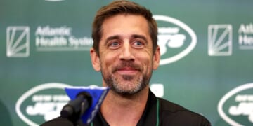 Aaron Rodgers Hints He's 'Weeks' From NFL Comeback After Surgery