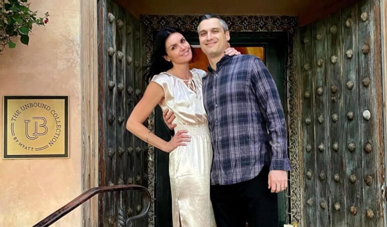 Bachelor’s Courtney Robertson Announces She’s Pregnant with Baby No. 3