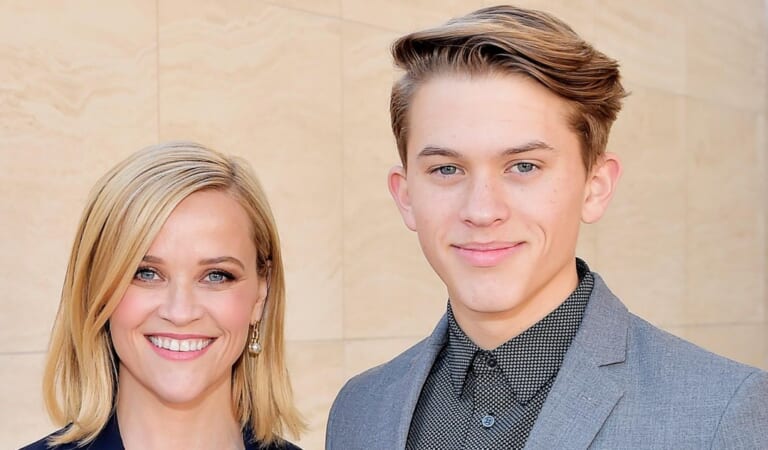 Reese Witherspoon’s Son Deacon Phillippe Shows Off NYC Apartment