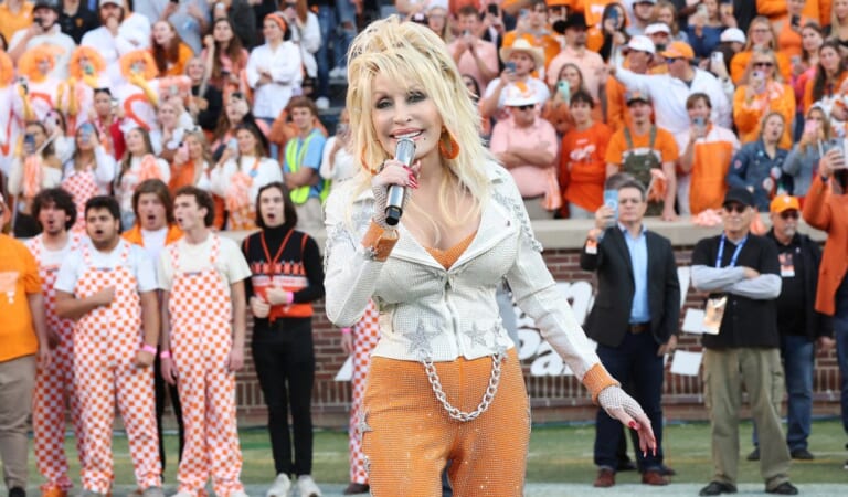 Dolly Parton Rocks University of Tennessee Colors at Football Game