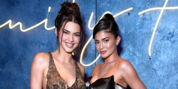 Kylie Jenner Trolls Kendall Jenner for Cutting Onion on Thanksgiving