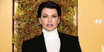 Linda Evangelista Is ‘Not Interested’ in Dating, Sharing a Bed