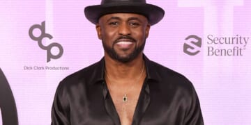 Wayne Brady involved in car accident, driver charged with DUI