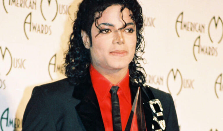 Michael Jackson’s Estate Is Trying To Shut Down A Las Vegas Tribute Show?!