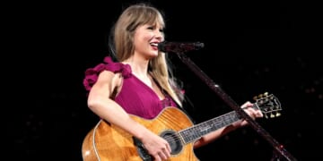 Taylor Swift Adds ‘You’re on Your Own, Kid’ to Tokyo Surprise Section