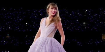 Taylor Swift Debuts 'You're Losing Me' as Surprise Song in Australia