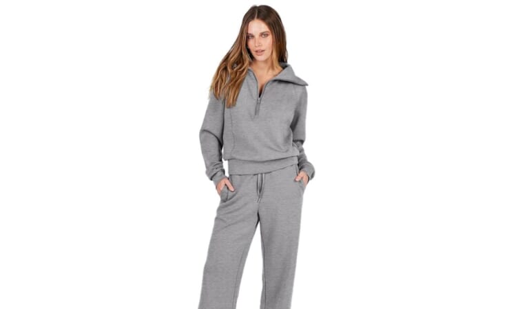 Don’t Sacrifice Comfort for Style With This ‘Pajama-Like’ Travel Set
