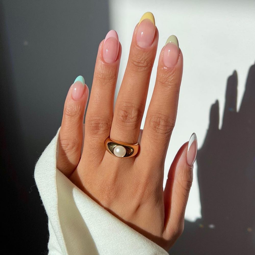 The Pastel French Tip Nail Trend Is the Perfect Springtime Mani