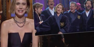 Watch Kristen Wiig Get Inducted Into SNL’s Five-Timers Club By Paul Rudd, Matt Damon, Ryan Gosling, & More!